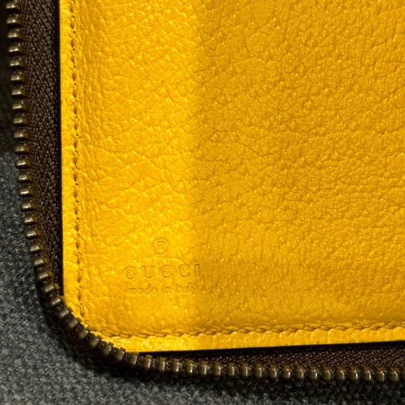 SOLD ————Gucci wallet - Picture 5 of 14